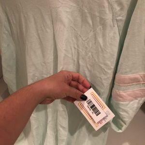 Mint and white lularoe randy BNWT